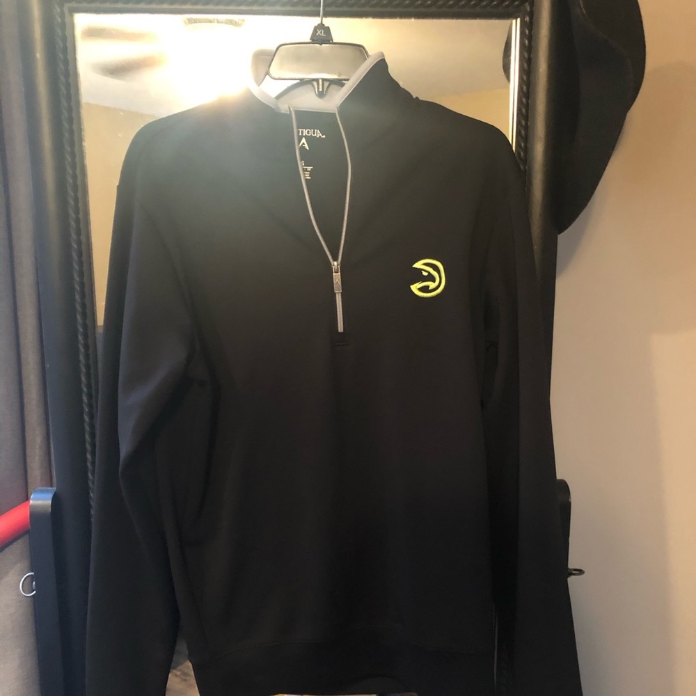 Atlanta Hawks Pullover